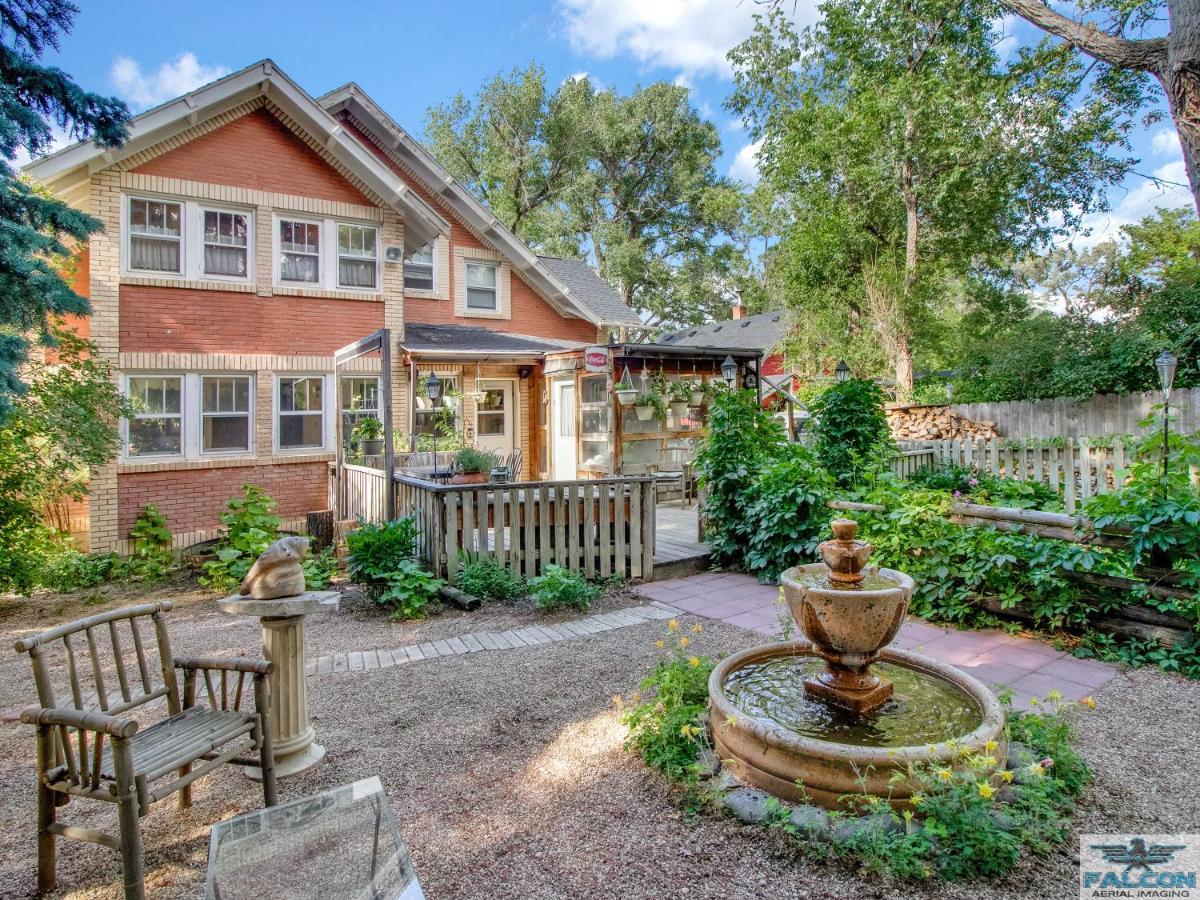Robins Nest Bed & Breakfast Cody Exteriör bild